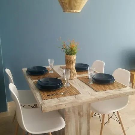 Apartment Beautiful One Bedroom Wifi Near Beach *