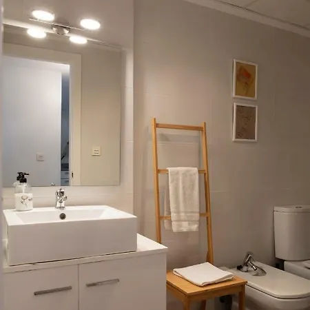 Apartment Beautiful One Bedroom Wifi Near Beach Valencia