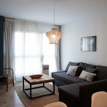 Apartment Beautiful One Bedroom Wifi Near Beach *