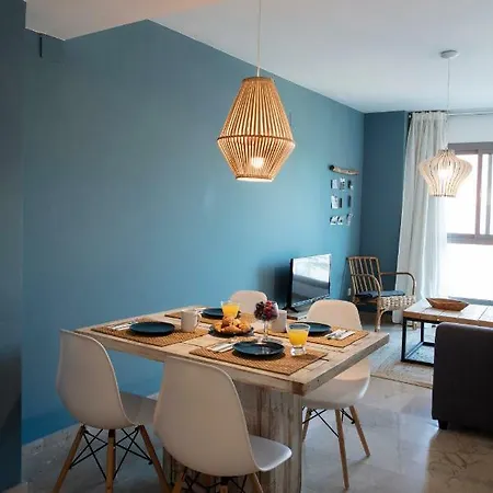 Beautiful One Bedroom Wifi Near Beach *